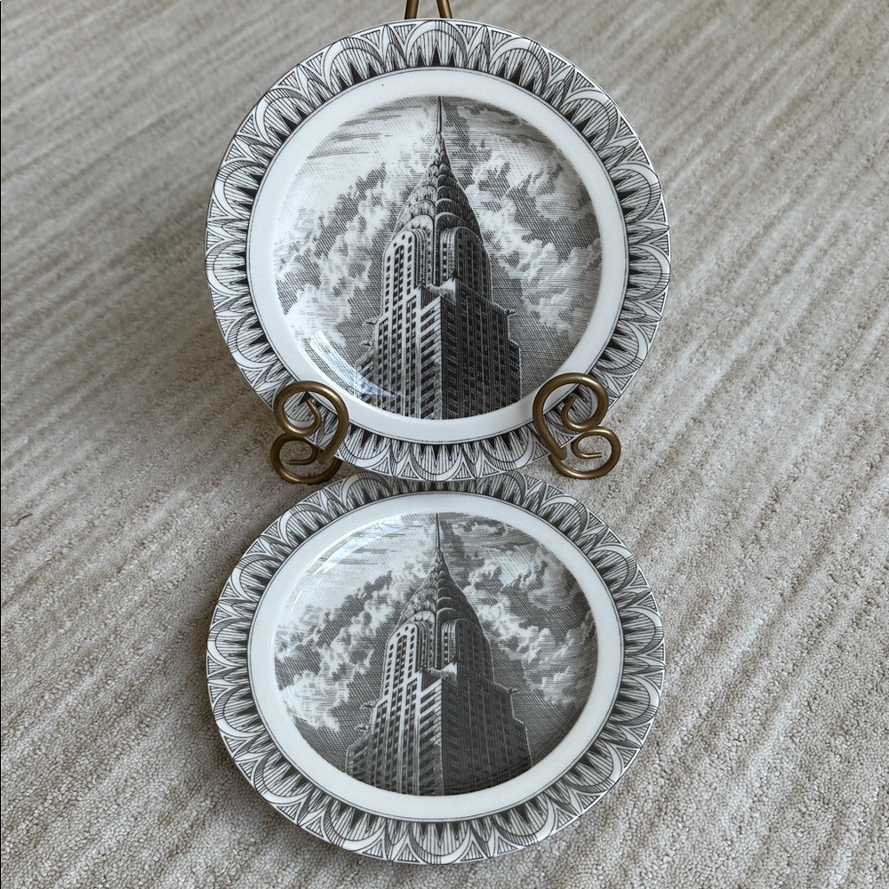EUC Set of 2 222 Fifth Slice Of Life Salad Desert Plates Chrysler Building
